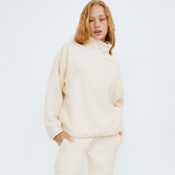 Aritzia TNA Polar 1/4 Zip Sweatshirt Cream Off White Fleece - Picture 2 of 11